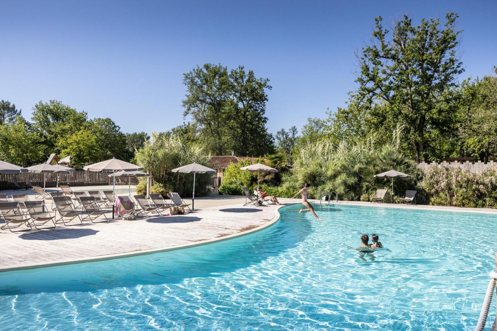Huttopia De L'uby - Gers Campingplatz Cazaubon